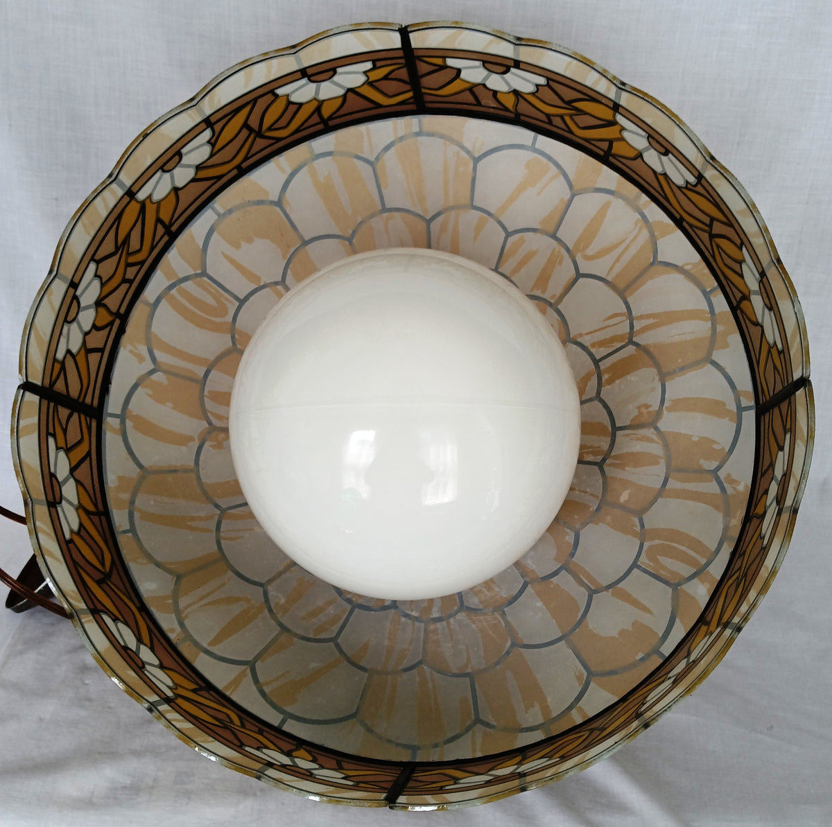 Tiffany Style Hanging Pendant Swag Textured Glass Decal Fish Scale Pattern Floral Milk Glass Globe Iron Chain Canopy