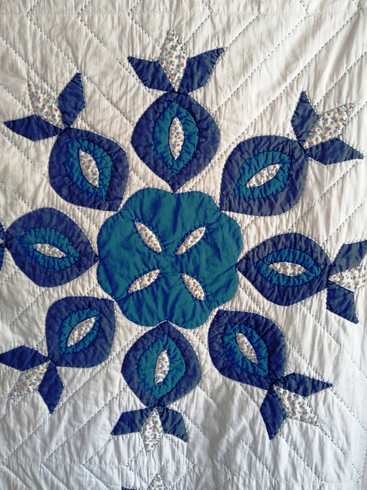 Vintage Hand Stitched Appliqué Cotton Quilt Two Tone Blue Floral Pattern Grandmother’s Dream Style Light Blanket 60 W x 86 L