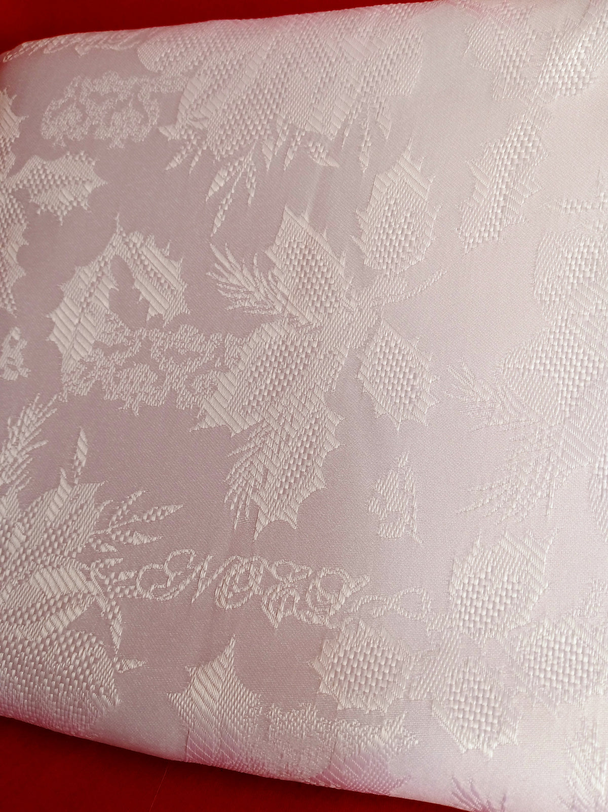 Vintage Holiday at Home Christmas Carol Damask Rectangle Tablecloth White Berry Leaves Noel Design Polyester 60 x 84-NIP
