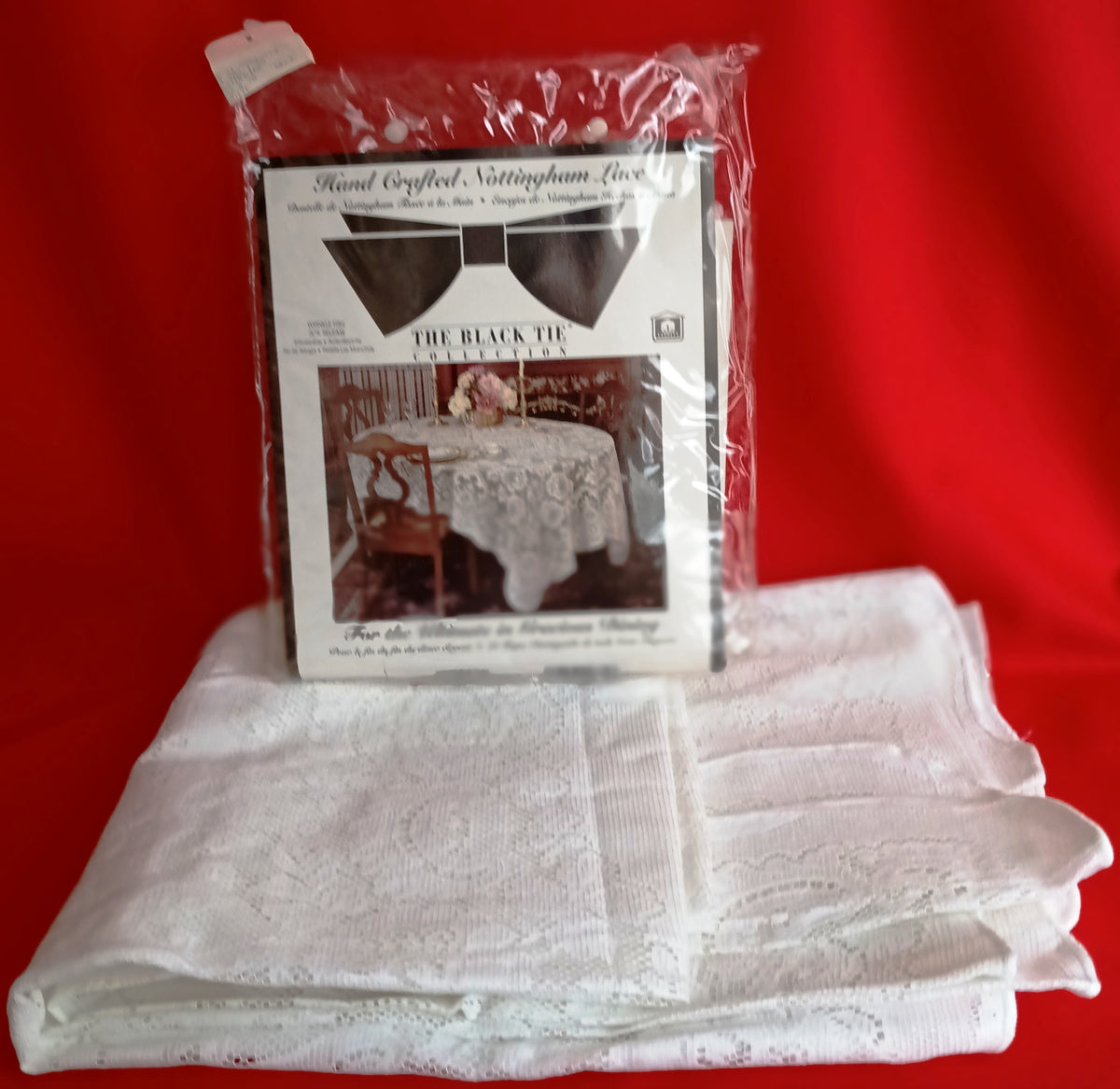 Vintage Nottingham Lace Rectangle Floral White Cotton Tablecloth The Black Tie Collection Wrinkle Free Soil Release-USA-52 x 70 –NOS-NIB