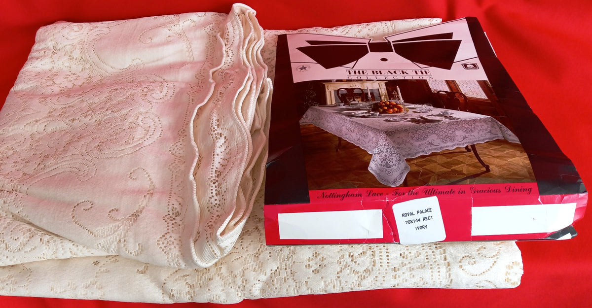 VTG Nottingham Lace Woven Tablecloth Ivory Cotton Black Tie Collection Royal Palace Perma Press Soil Release Extra Long Rectangle 70x144-NIB