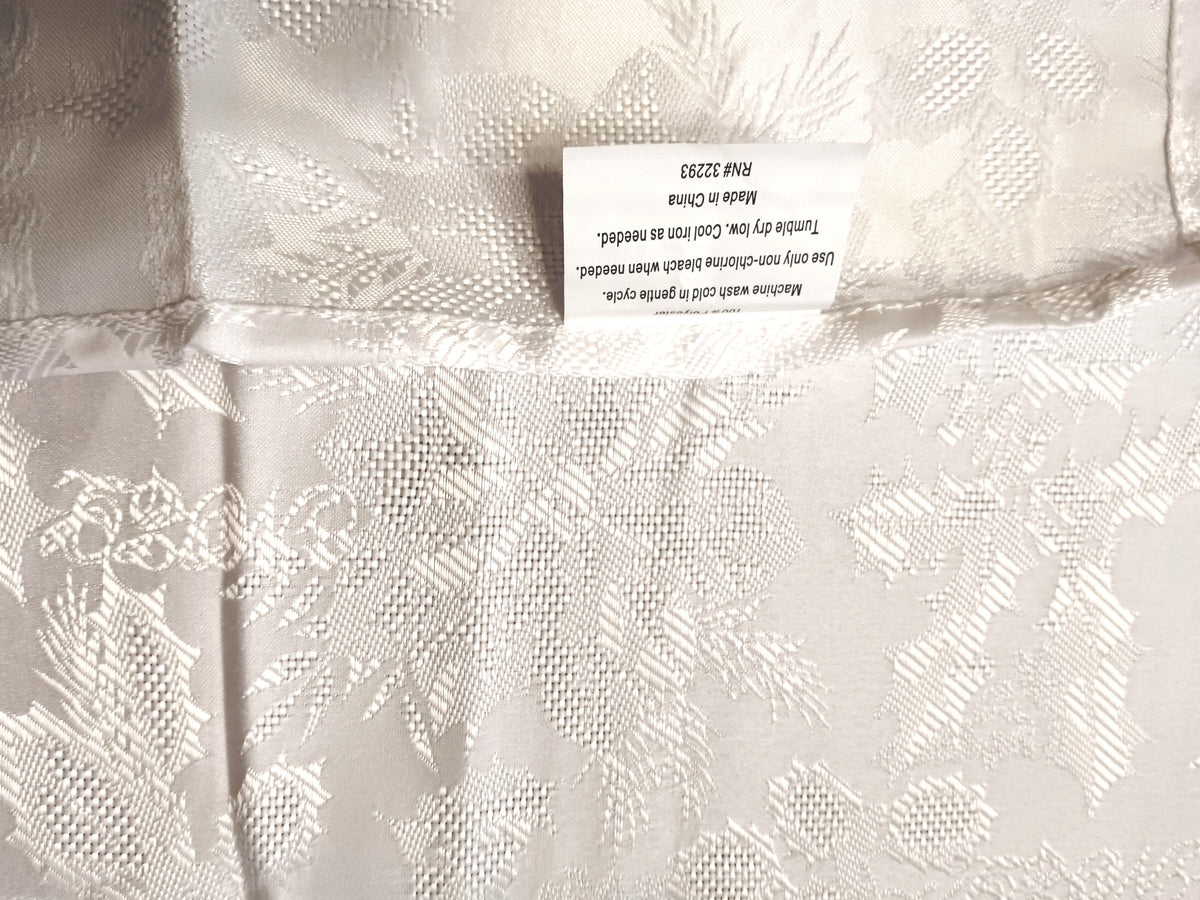 Vintage Holiday at Home Christmas Carol Damask Rectangle Tablecloth White Berry Leaves Noel Design Polyester 60 x 84-NIP