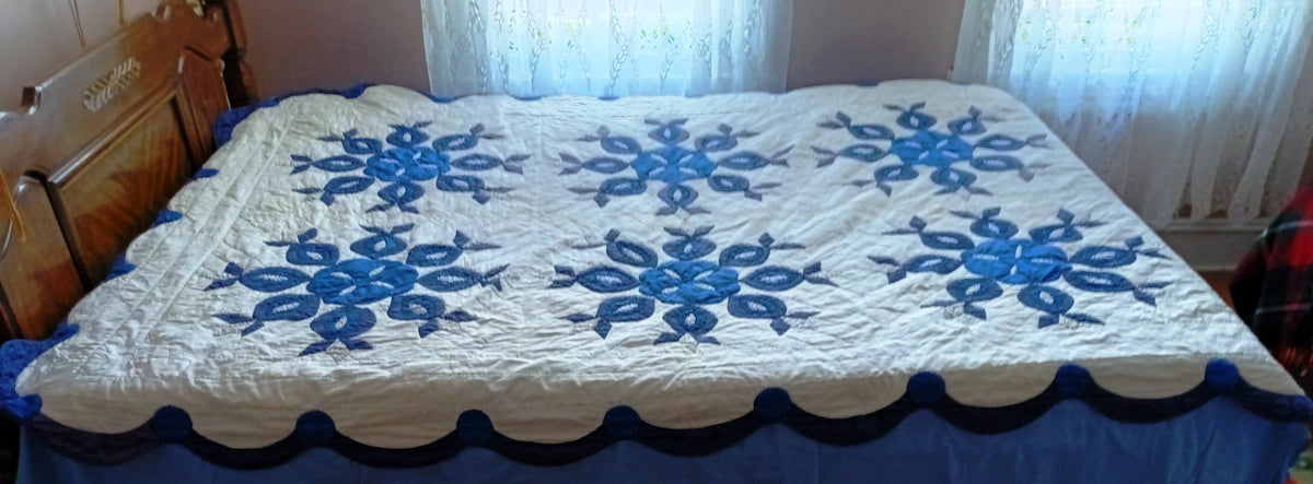 Vintage Hand Stitched Appliqué Cotton Quilt Two Tone Blue Floral Pattern Grandmother’s Dream Style Light Blanket 60 W x 86 L