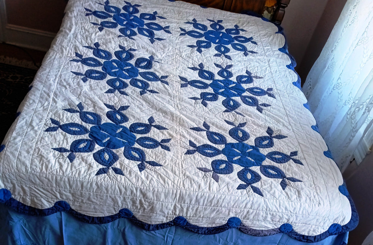 Vintage Hand Stitched Appliqué Cotton Quilt Two Tone Blue Floral Pattern Grandmother’s Dream Style Light Blanket 60 W x 86 L