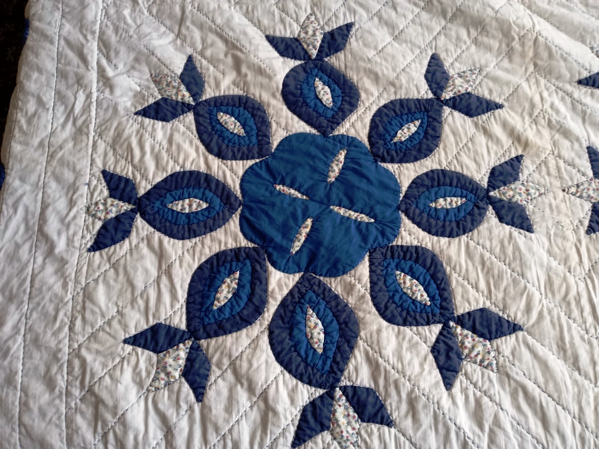 Vintage Hand Stitched Appliqué Cotton Quilt Two Tone Blue Floral Pattern Grandmother’s Dream Style Light Blanket 60 W x 86 L