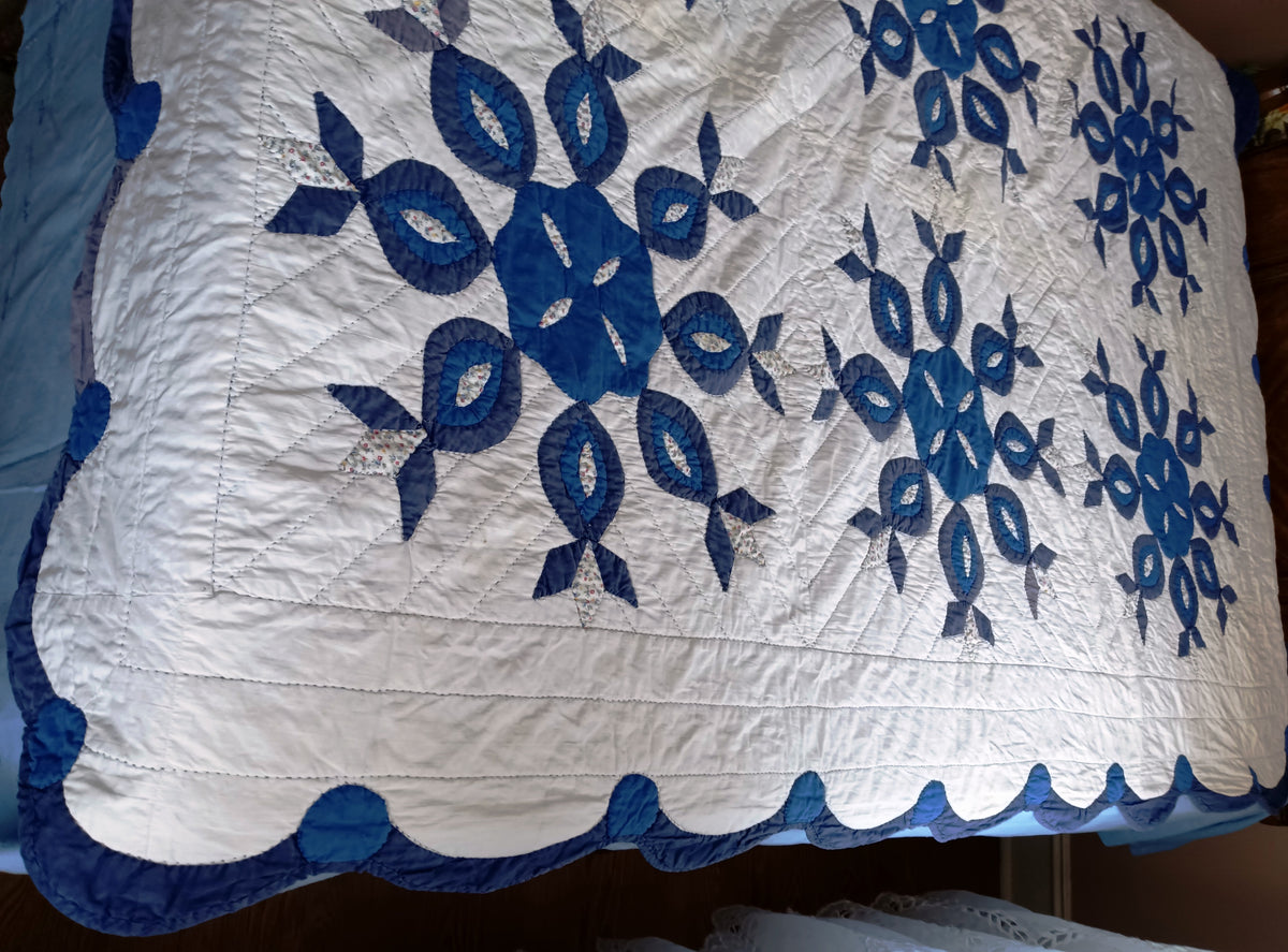 Vintage Hand Stitched Appliqué Cotton Quilt Two Tone Blue Floral Pattern Grandmother’s Dream Style Light Blanket 60 W x 86 L
