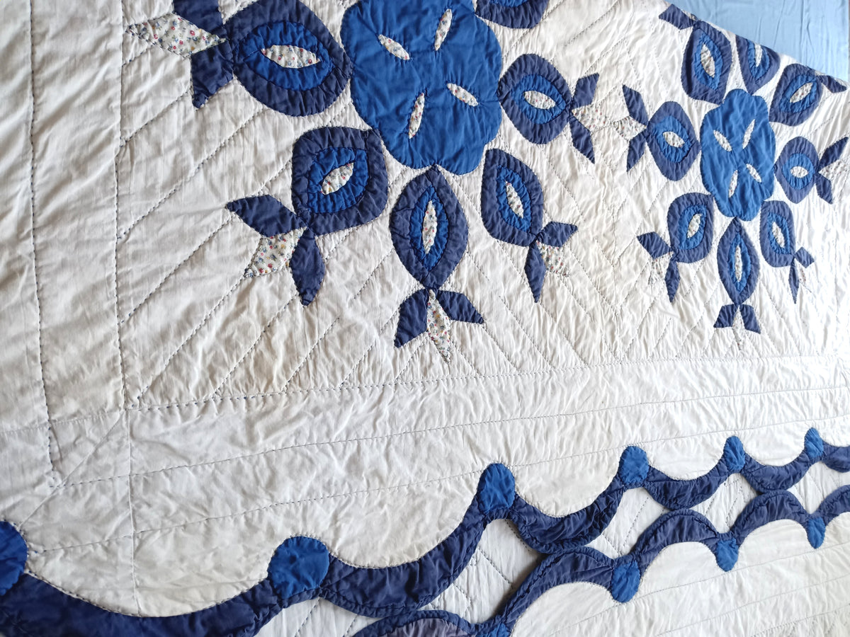 Vintage Hand Stitched Appliqué Cotton Quilt Two Tone Blue Floral Pattern Grandmother’s Dream Style Light Blanket 60 W x 86 L