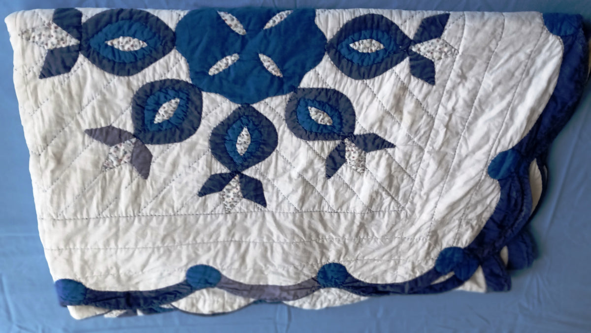 Vintage Hand Stitched Appliqué Cotton Quilt Two Tone Blue Floral Pattern Grandmother’s Dream Style Light Blanket 60 W x 86 L