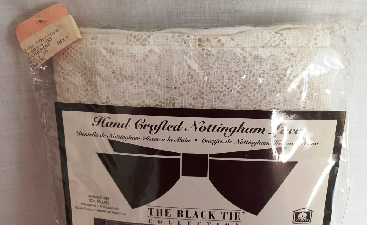 Vintage Nottingham Lace Rectangle Floral White Cotton Tablecloth The Black Tie Collection Wrinkle Free Soil Release-USA-52 x 70 –NOS-NIB