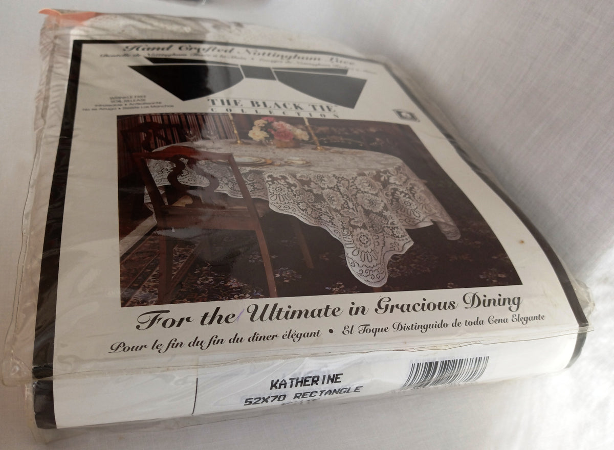 Vintage Nottingham Lace Rectangle Floral White Cotton Tablecloth The Black Tie Collection Wrinkle Free Soil Release-USA-52 x 70 –NOS-NIB
