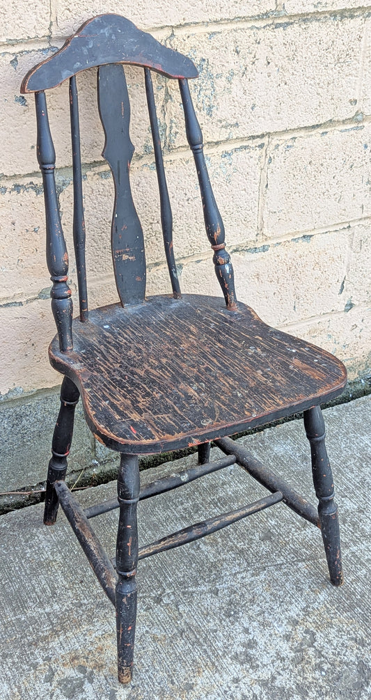 Antique Vintage Old Reclaimed Salvaged Shabby Chic Distressed Windsor Solid Hardwood Wood Wooden Spindle Back Dining Side Accent Chair