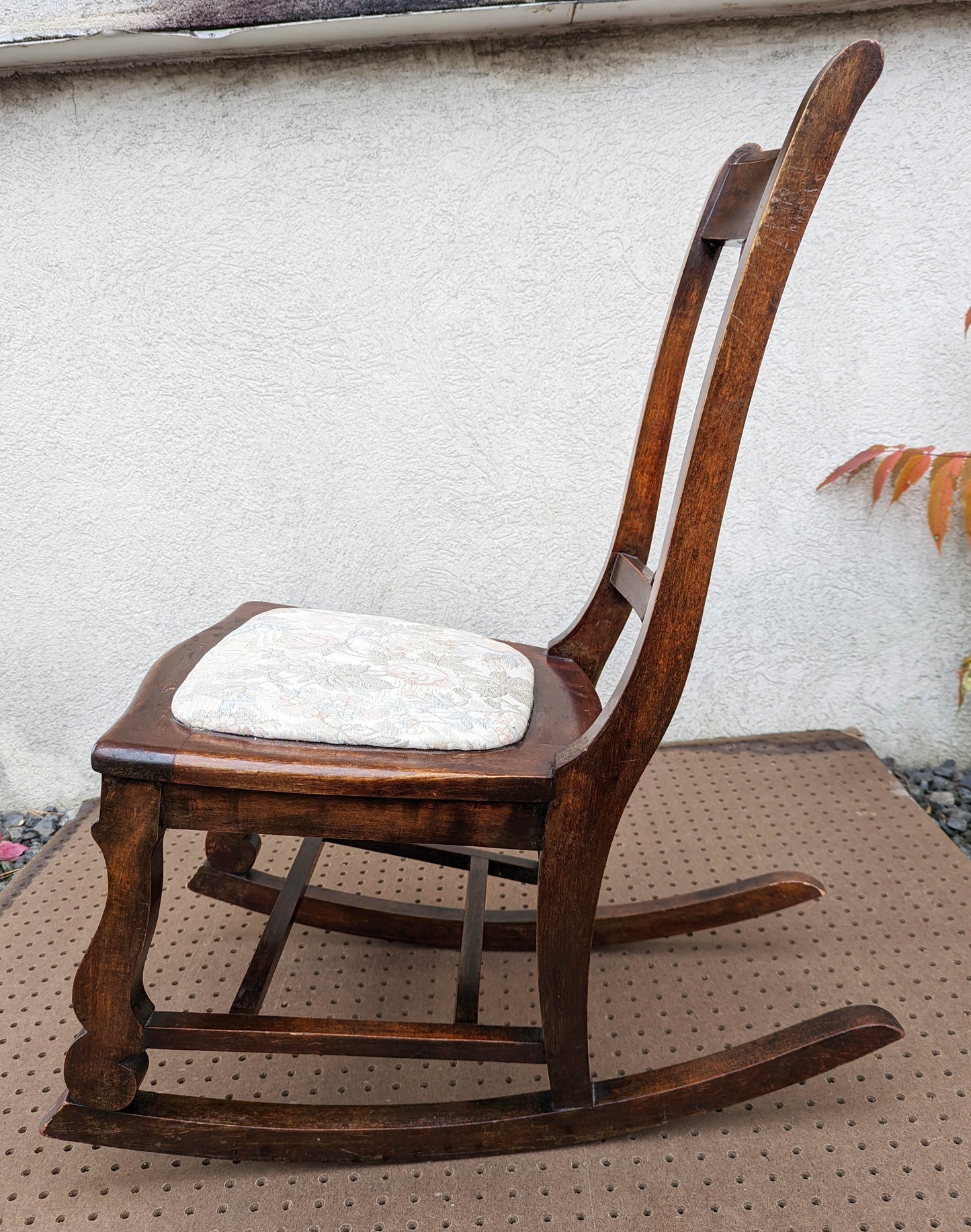 Antique Vintage Old SOLID Walnut Wood Wooden Fabric Seat Cushion Child Childrens Kids Rocking Chair Rocker
