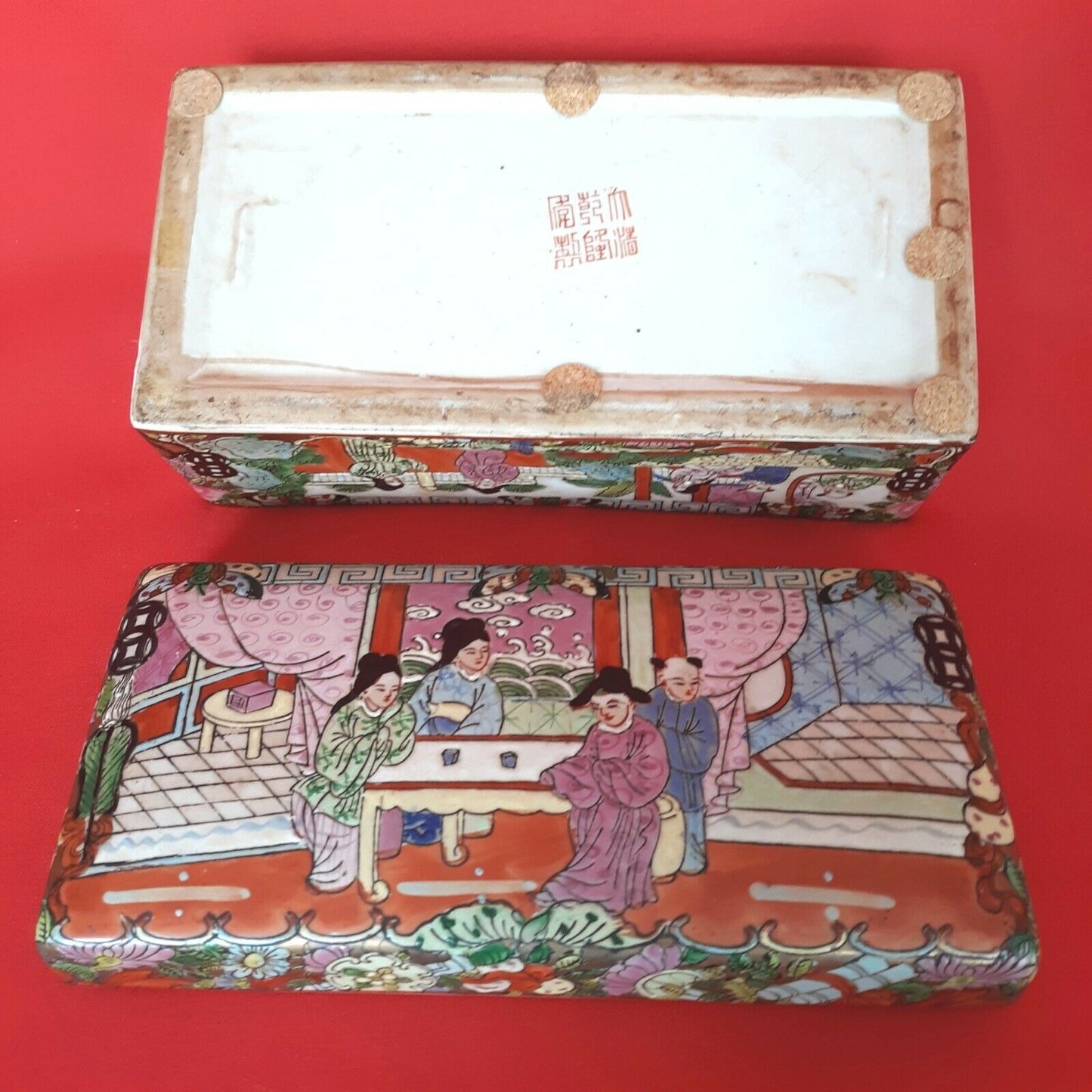 Chinese Box Lidded Glazed Ceramic Porcelain Gilt Desk Geisha Floral Butterflies