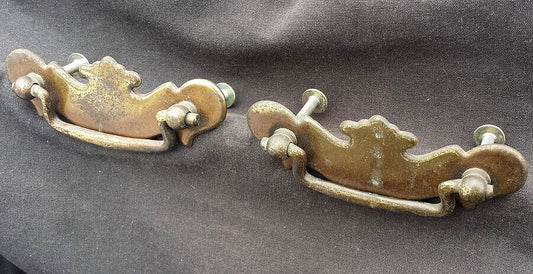 Pair Vintage Old Reclaimed Salvaged Metal Dresser Drawer Cabinet Furniture Door Drop Pull Handle Plate