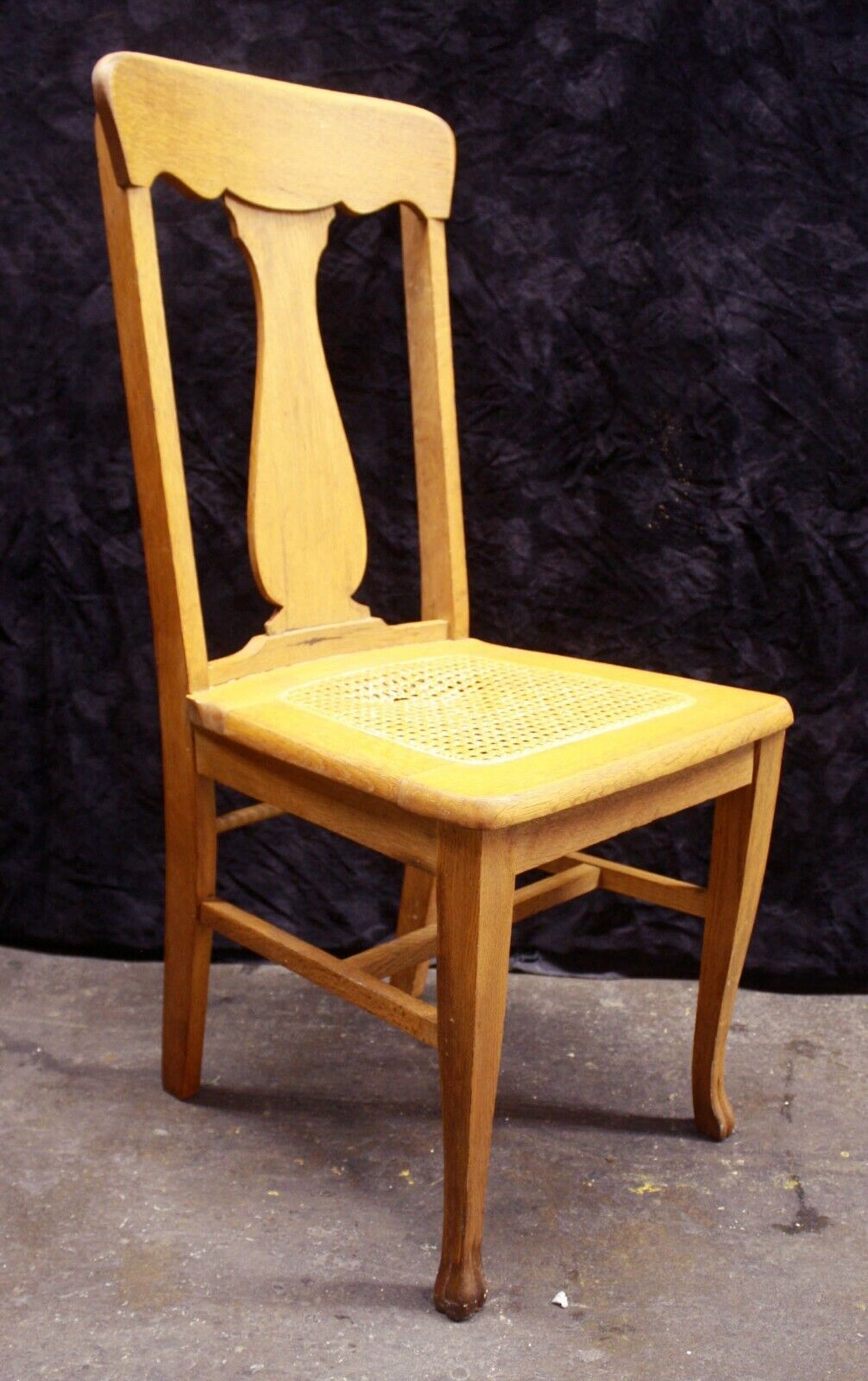 Pair Vintage Antique Old Reclaimed Salvaged Oak Wood Wooden Fiddle Bck Side Dining Chair Caned Seat