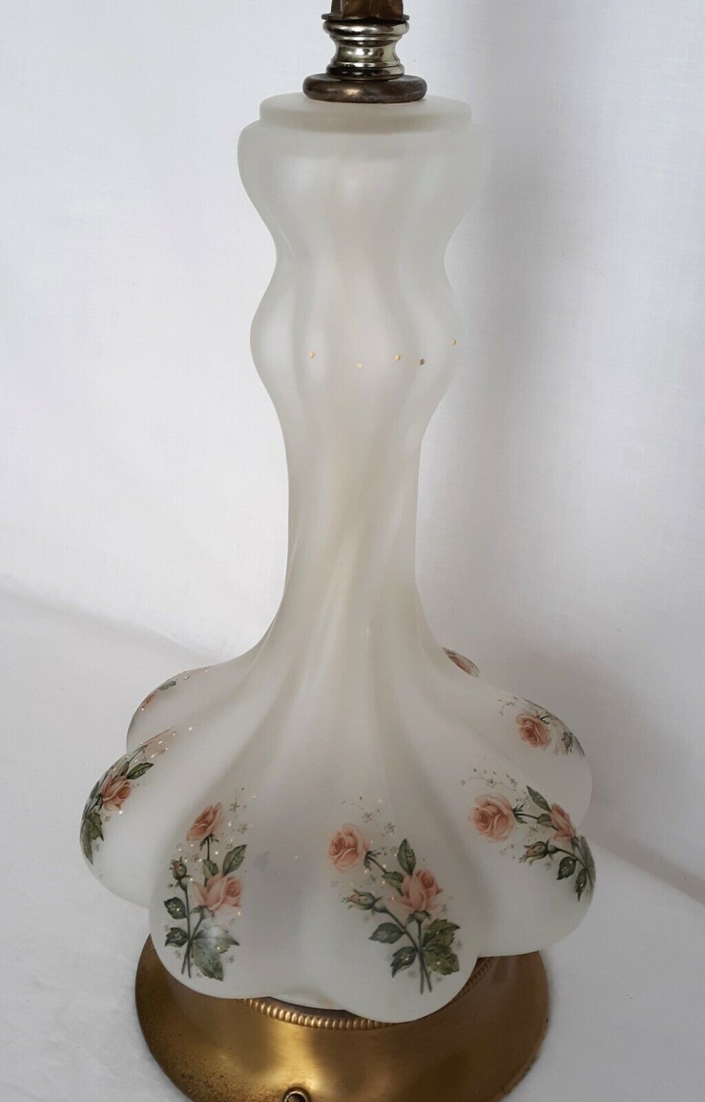 Unique Bulbous Mellow Shape Tall Lamp Frosted Glass Rose Pattern Brass w/ Harp