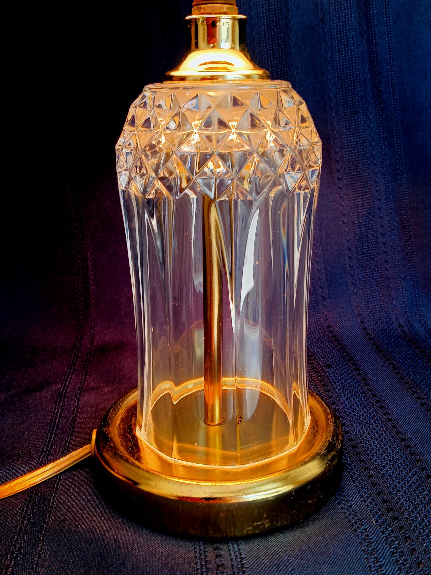 Vintage Small Electric Lamp Clear Crystal Pressed Glass Brass Geometric Diamond Design Dresser Side End Table Accent Lamp