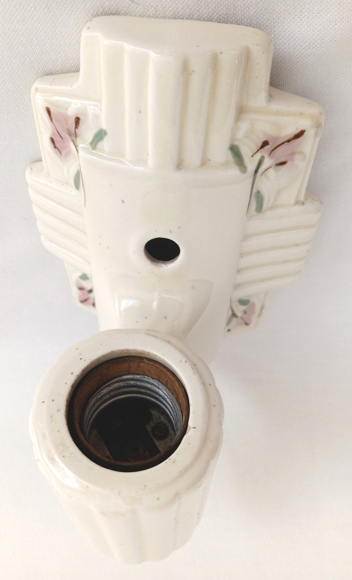 Vintage Art Deco One Light Floral Off White Glazed Ceramic Porcelain Sconce Plug In Pull Chain Bathroom Flush Mount Fixture Retro Lighting