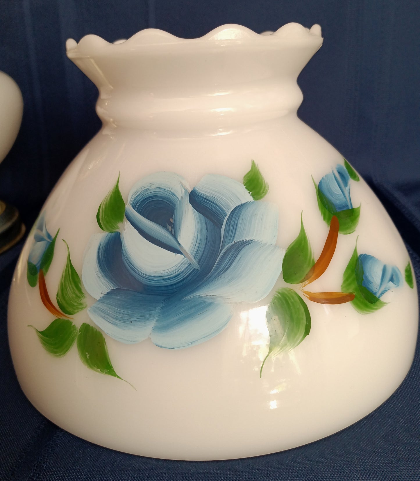 Vintage GWTW Style Milk Glass Table Lamp Painted Blue Flower Brass Base Shade w/Scalloped Edge Dresser Desk Parlor Vanity Lamp